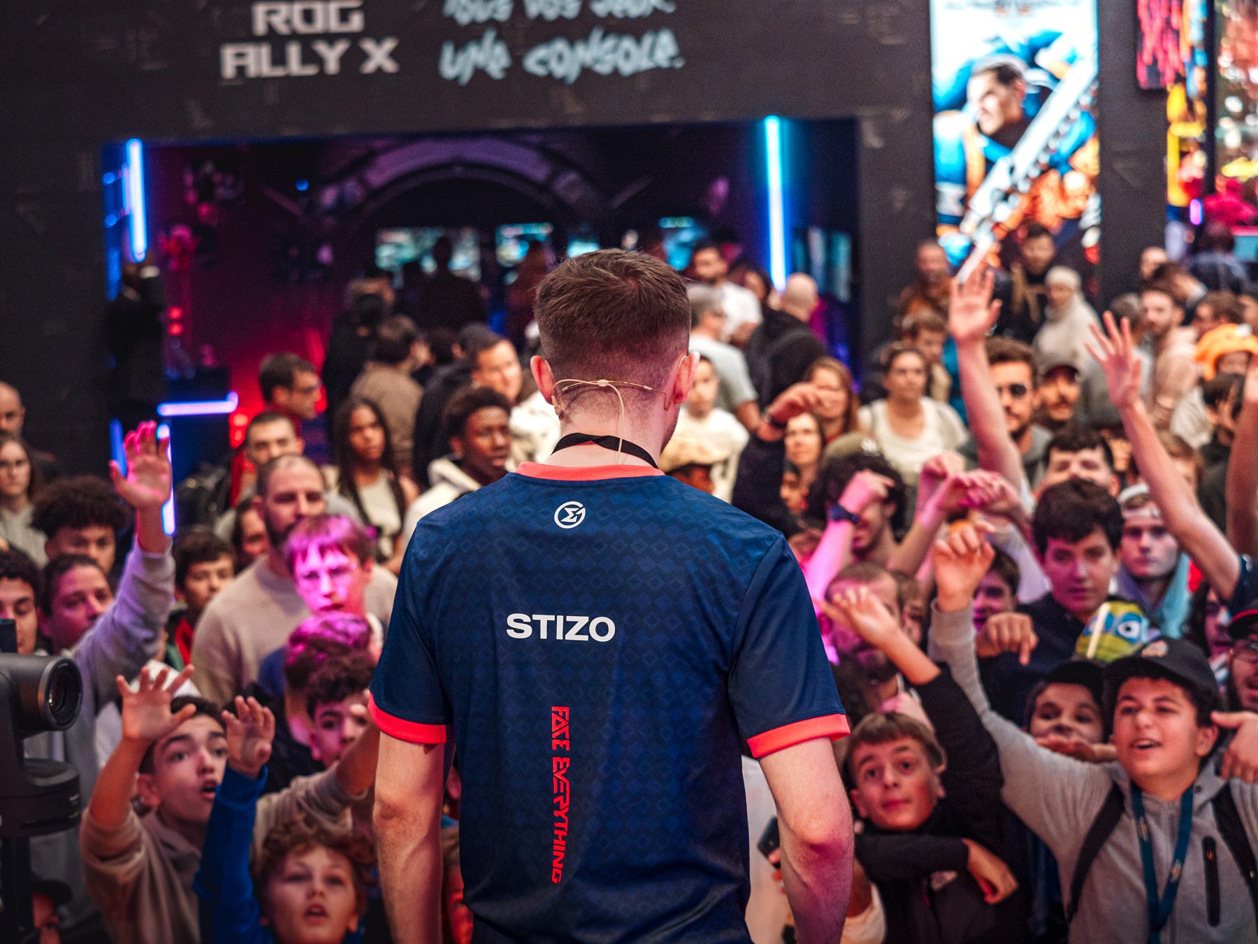 Le public devant le stand GameWard en 2024